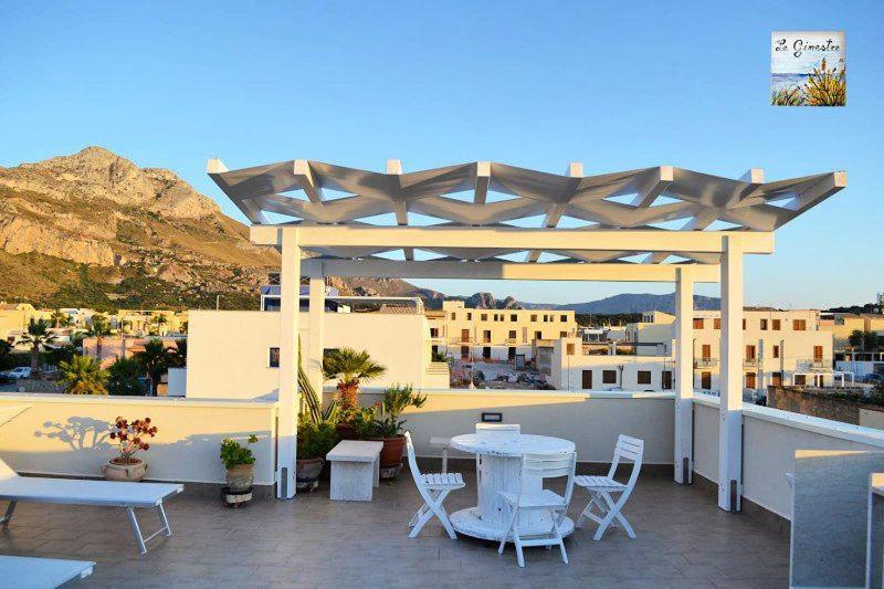 Appartamento Le Ginestre San Vito Lo Capo Buitenkant foto
